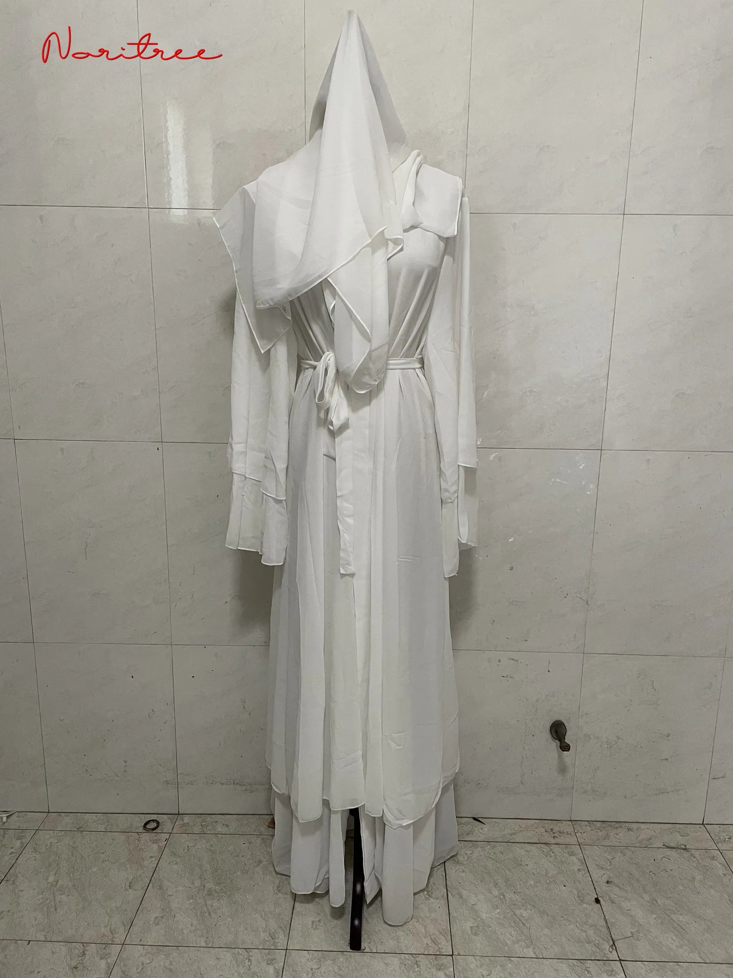 Abaya al Nur